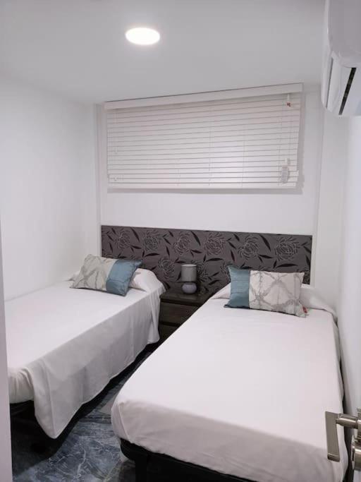 Modern Apartment Right In The Heart Of Benidorm Eksteriør bilde