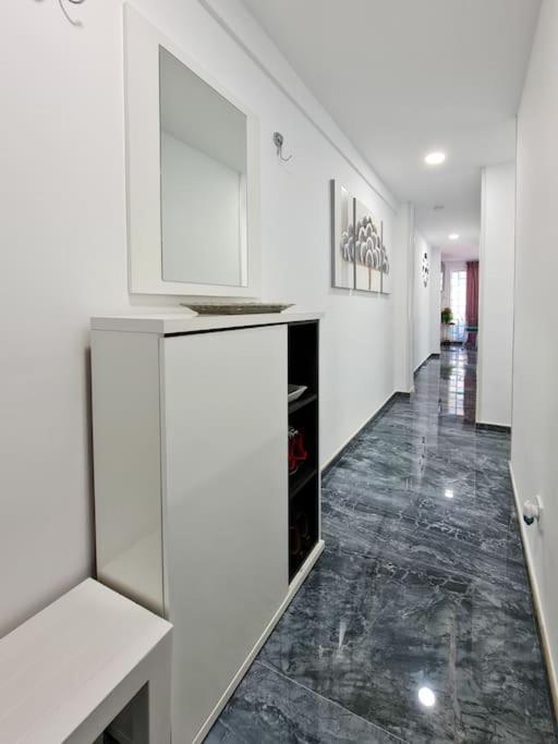 Modern Apartment Right In The Heart Of Benidorm Eksteriør bilde