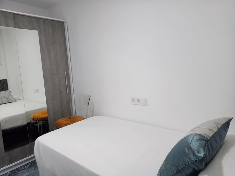 Modern Apartment Right In The Heart Of Benidorm Eksteriør bilde